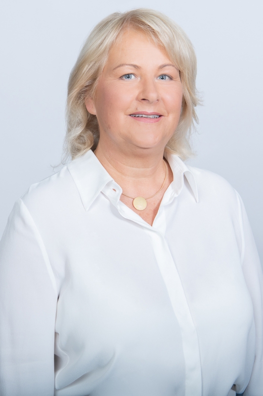 Bausachverständige, Immobiliensachverständige, Immobiliengutachterin und Baugutachterin  Alexandra Renno Kirchhundem